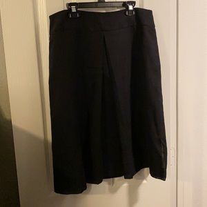 Banana Republic black a-line skirt short
